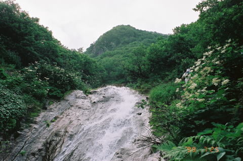 標高１０００ｍ付近の滝